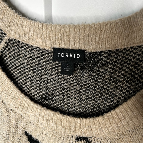 Torrid Softest Short Sleeve Star Pattern Sweater Women's Plus Size 4X - Picture 3 of 5